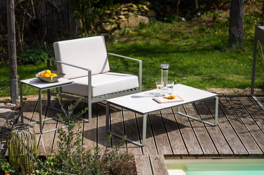 Beistelltisch Edelstahl outdoor in Schwarz/Weiß/Moosgrau“