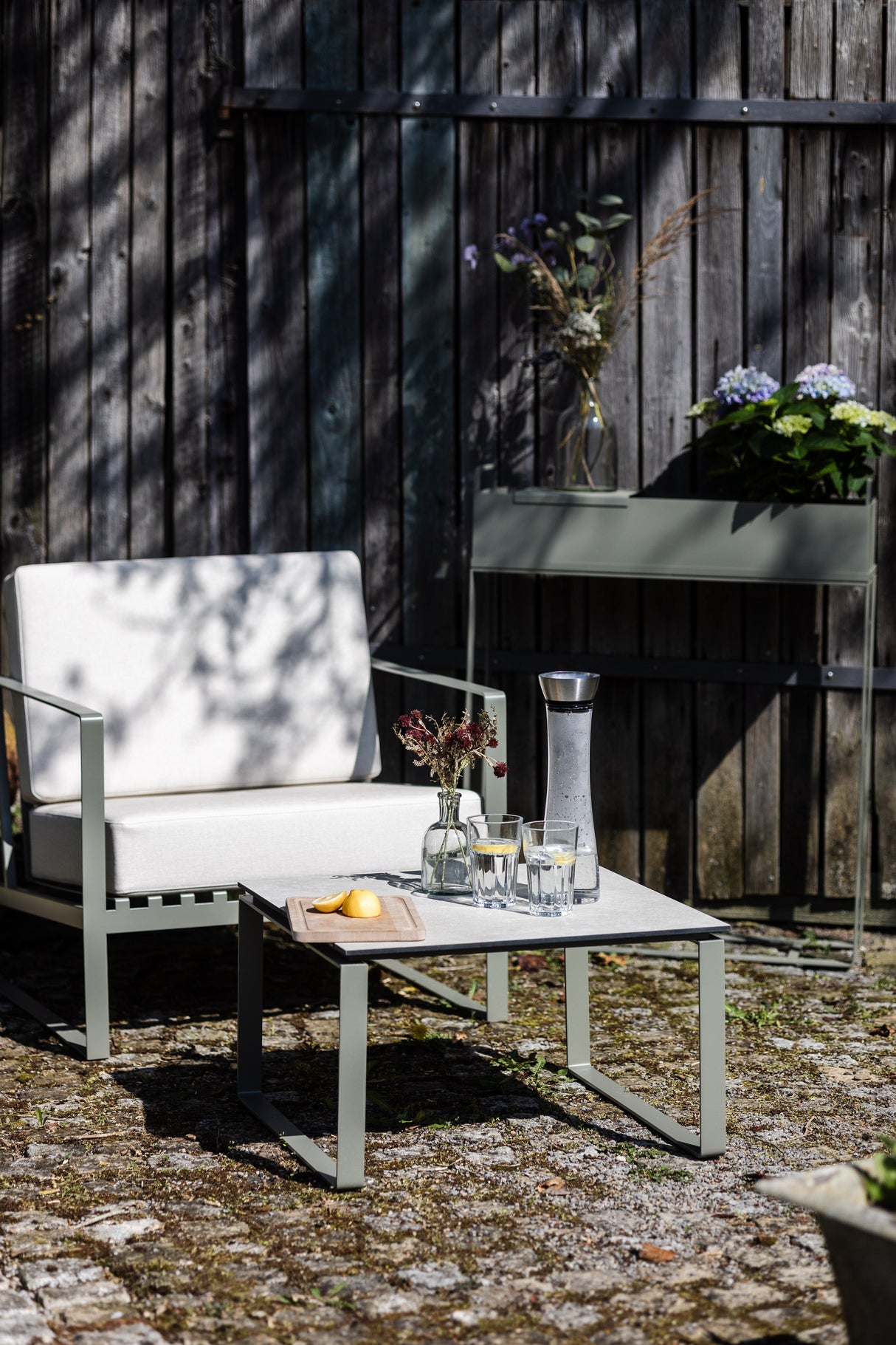 ROCA | Terrassentisch | Edelstahl, pulverbeschichtet | 6/10,6x6x3,6cm