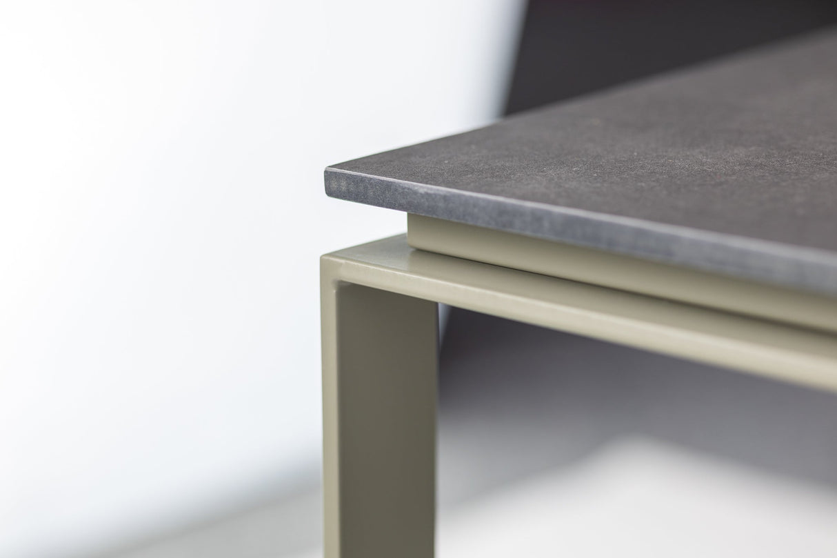 ROCA | Terrassentisch | Edelstahl, pulverbeschichtet | 6/10,6x6x3,6cm