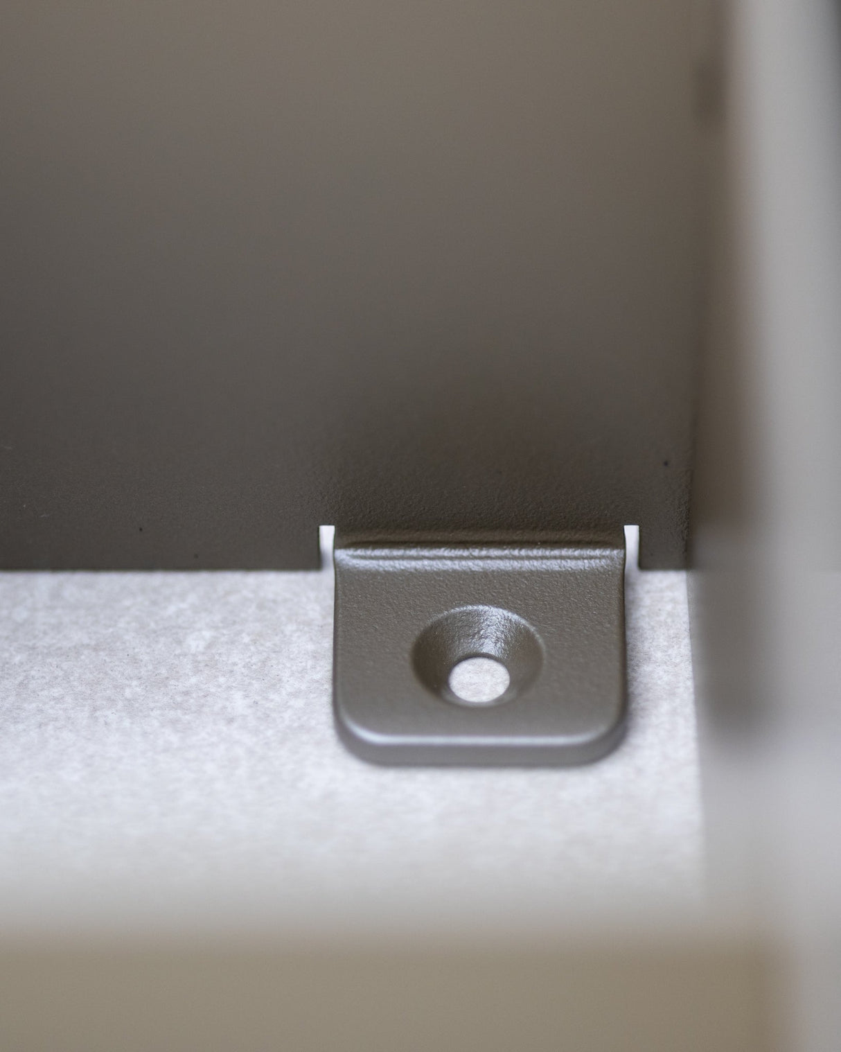 TERRAZZA | Tassen Regal | Aluminium | 5,6x4,5x1,1 cm